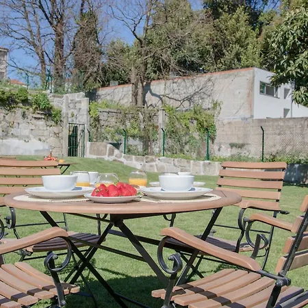 Liiiving In | Downtown Luxury * 포르투