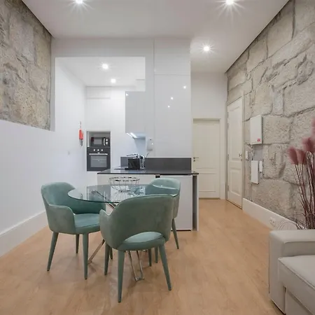 Liiiving In | Downtown Luxury Πόρτο