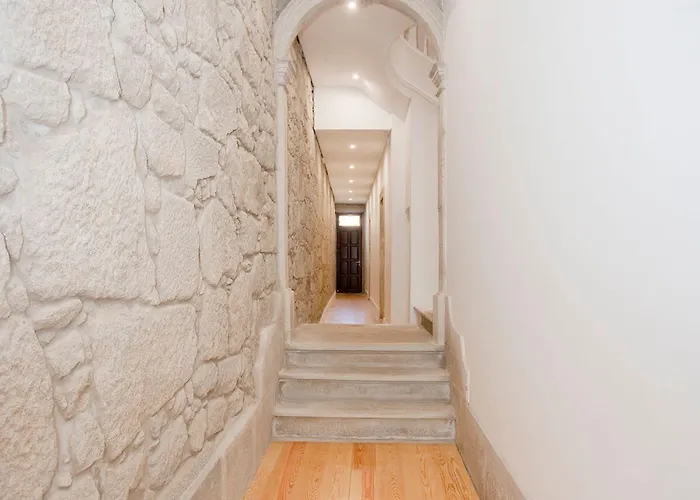 Liiiving In | Downtown Luxury Πόρτο