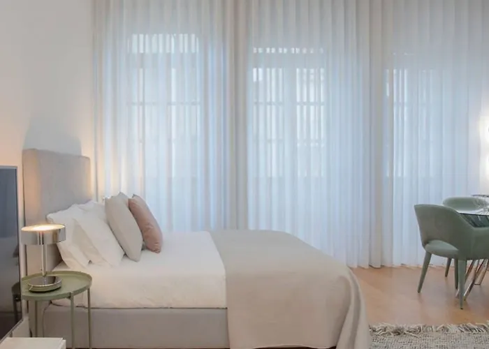 Liiiving In | Downtown Luxury Πόρτο