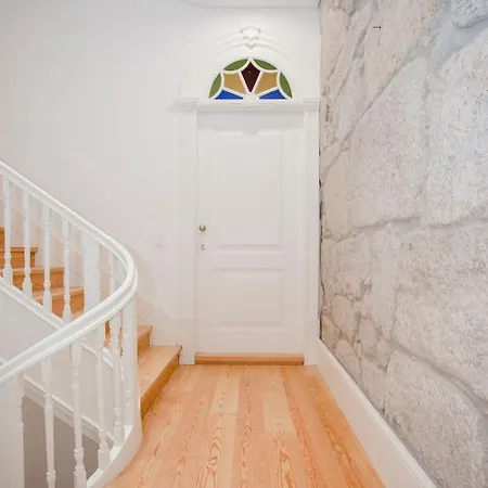 Liiiving In | Downtown Luxury Apartment Porto