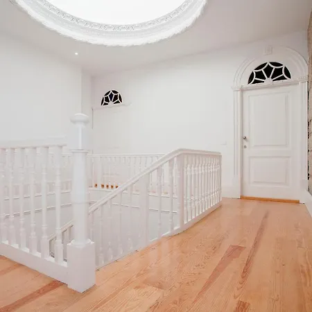 Liiiving In | Downtown Luxury Apartment Porto