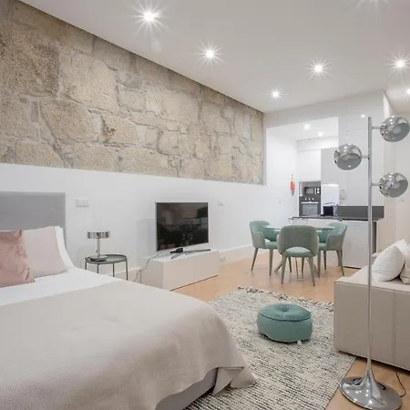 Apartment Liiiving In | Downtown Luxury *