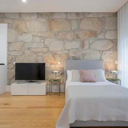 Liiiving In | Downtown Luxury Apartment *