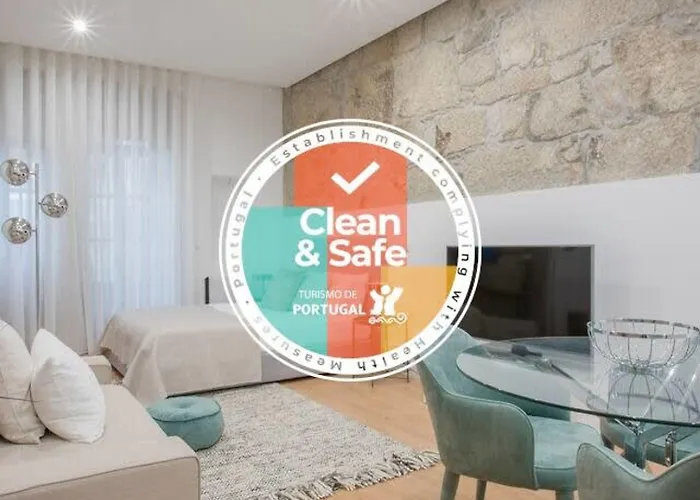 Liiiving In | Downtown Luxury Апартаменты *