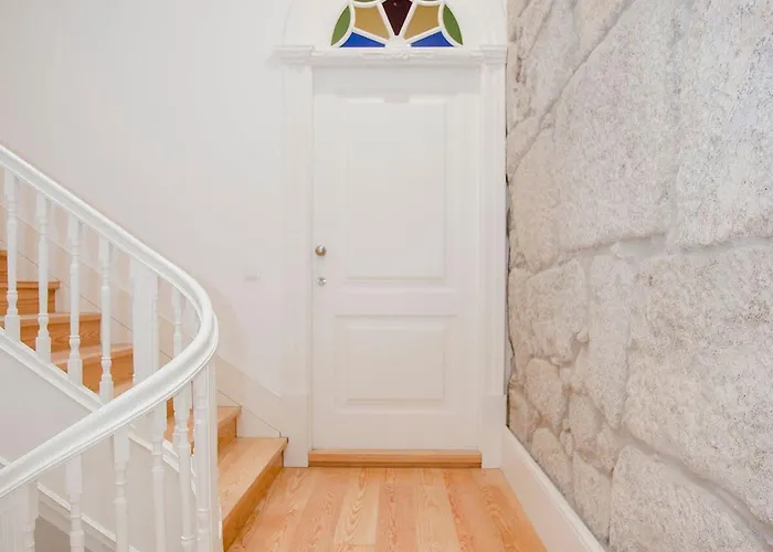 Liiiving In | Downtown Luxury Apartment Porto