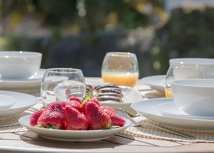 Liiiving In | Downtown Luxury Apartment Porto